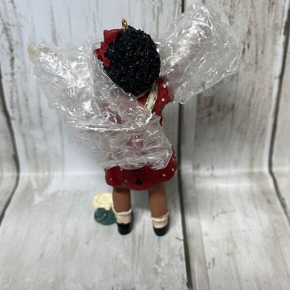 Hallmark Keepsake Ornament 1996 Christy All Gods Children Martha Holcomb - Picture 5 of 6